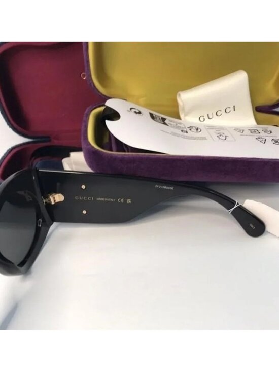 New- ? Original  Gucci GG0810S 001 Oval Quilted Thick Rim sunglasse main image 6